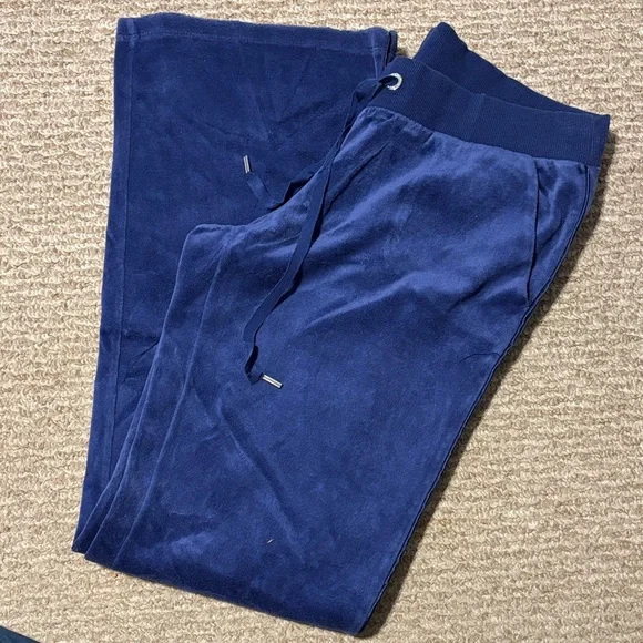 Bebe Velour tracksuit - Picture 3 of 6